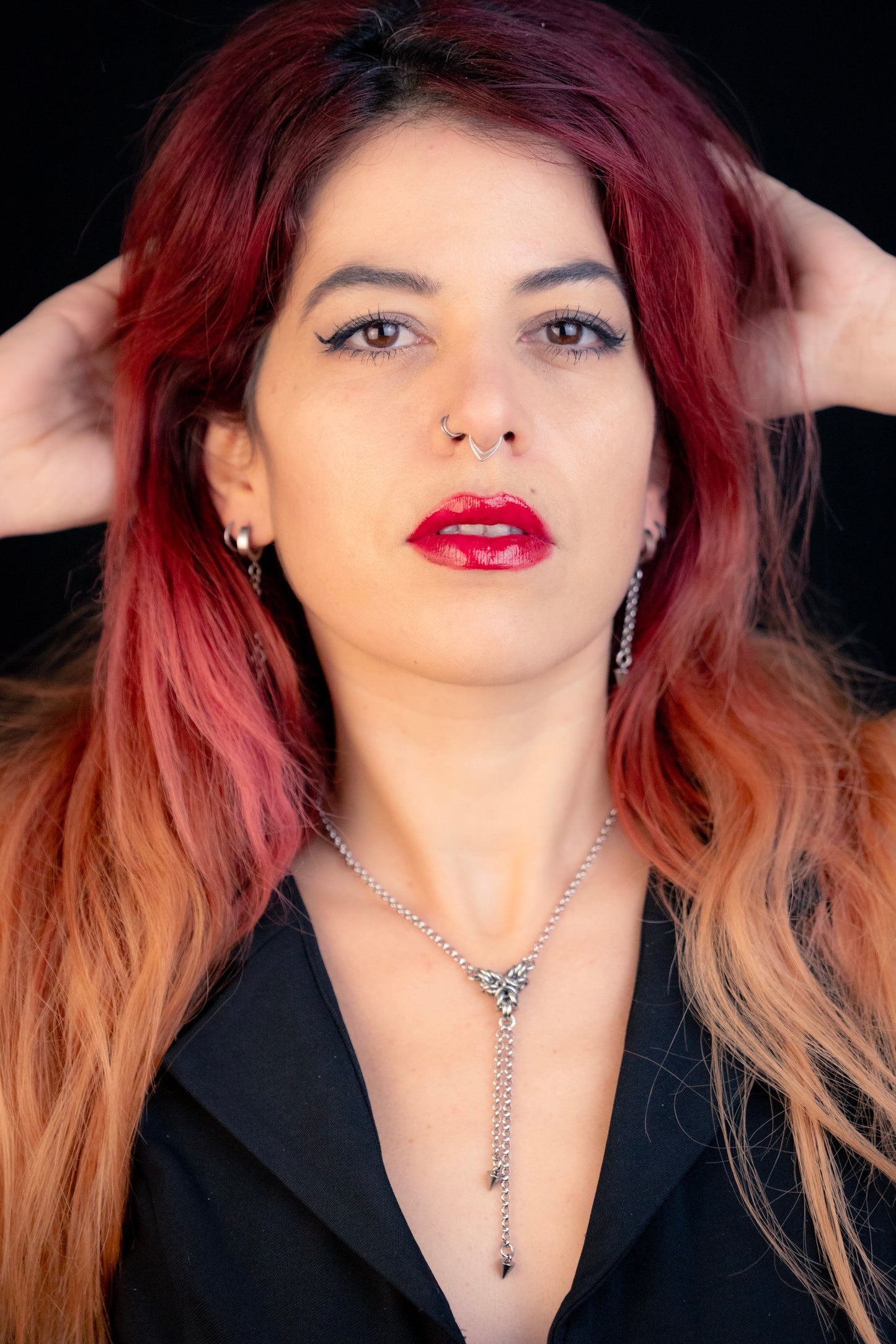 ODIN | Chainmail Pendant Necklace
Stainless steel necklace with strands and mini spikes charms