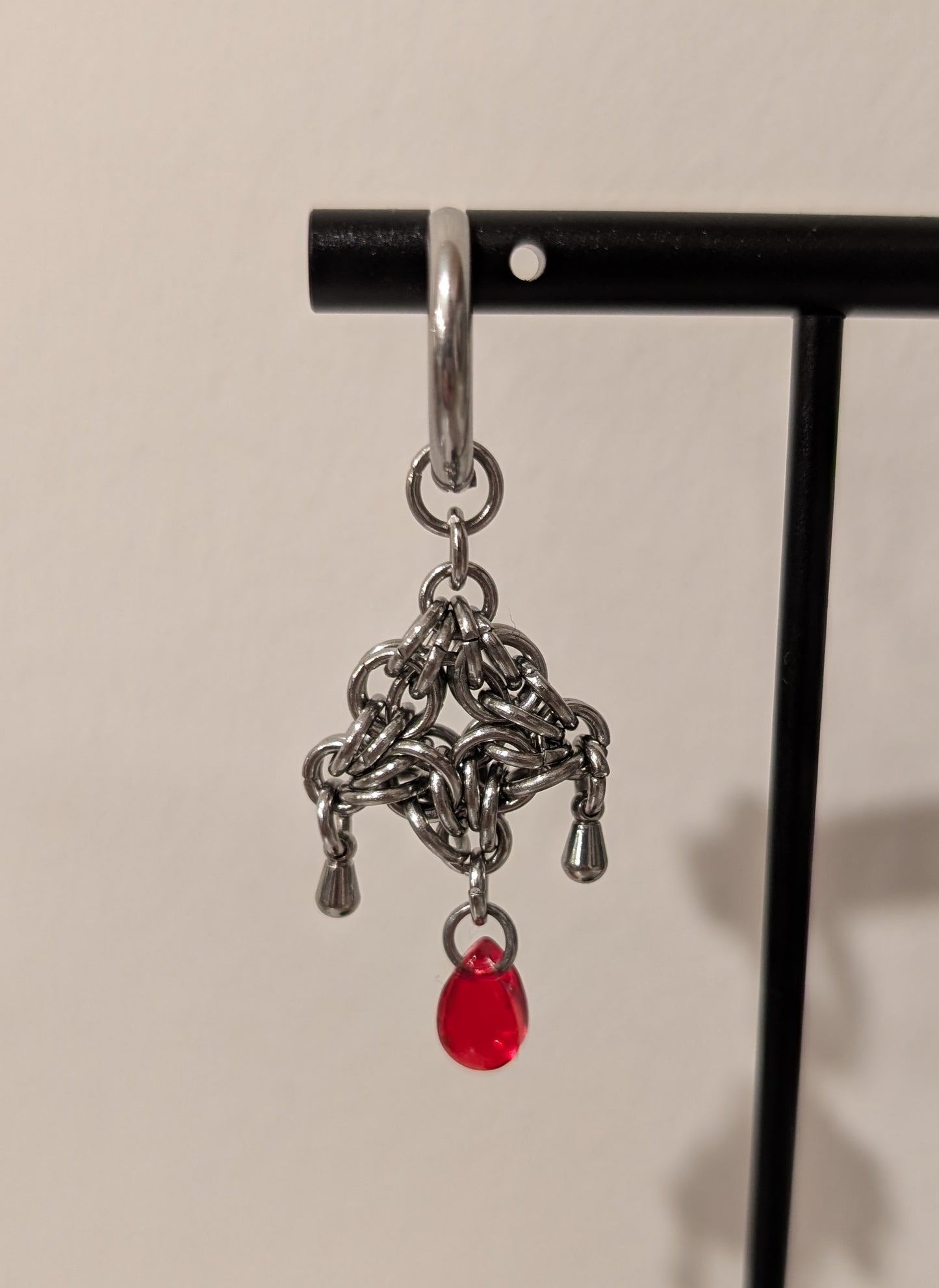 BRIGID | Chainmail stainless steel earrings with glass pearl