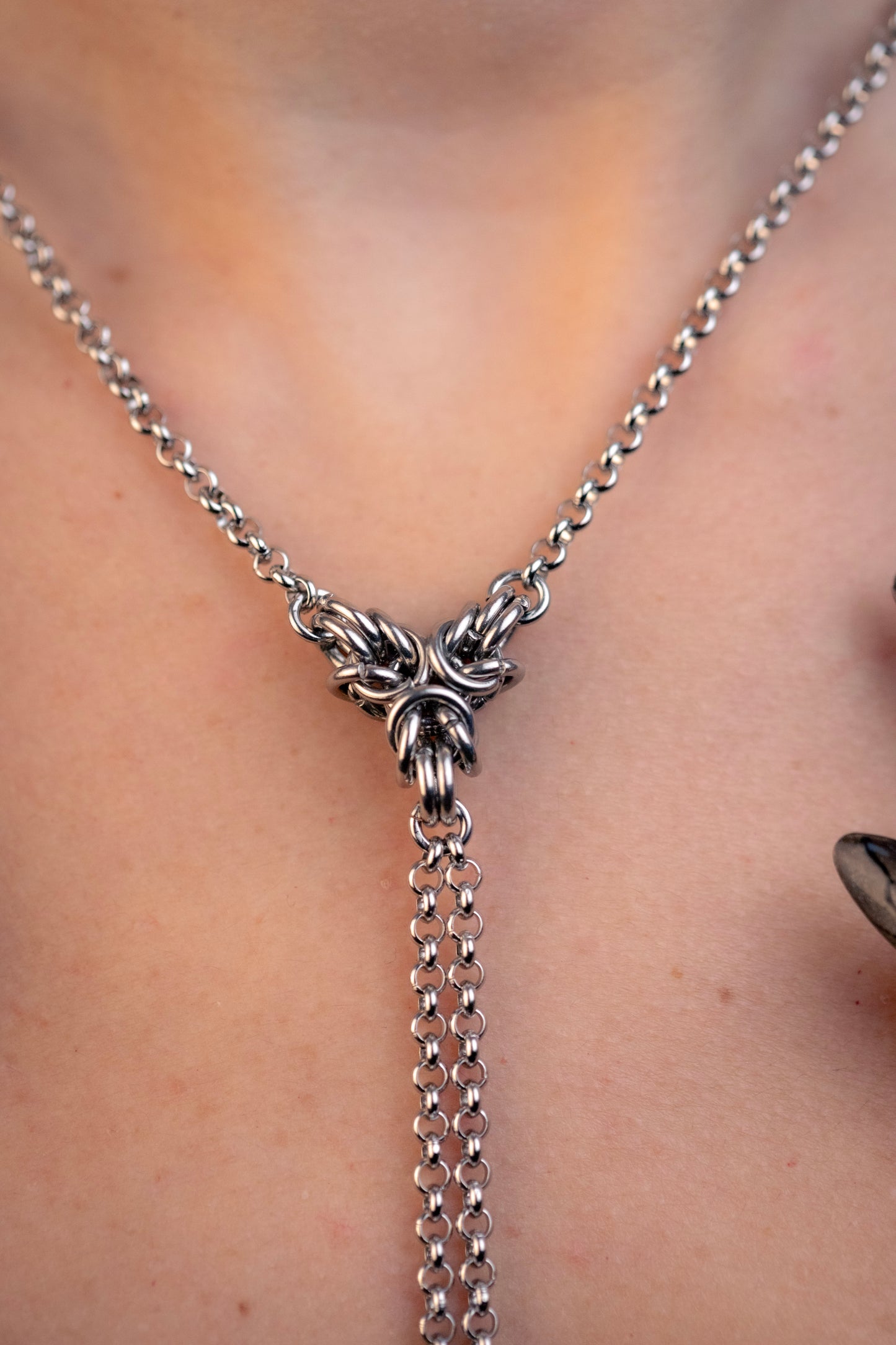 ODIN | Chainmail Pendant Necklace
Stainless steel necklace with strands and mini spikes  charms