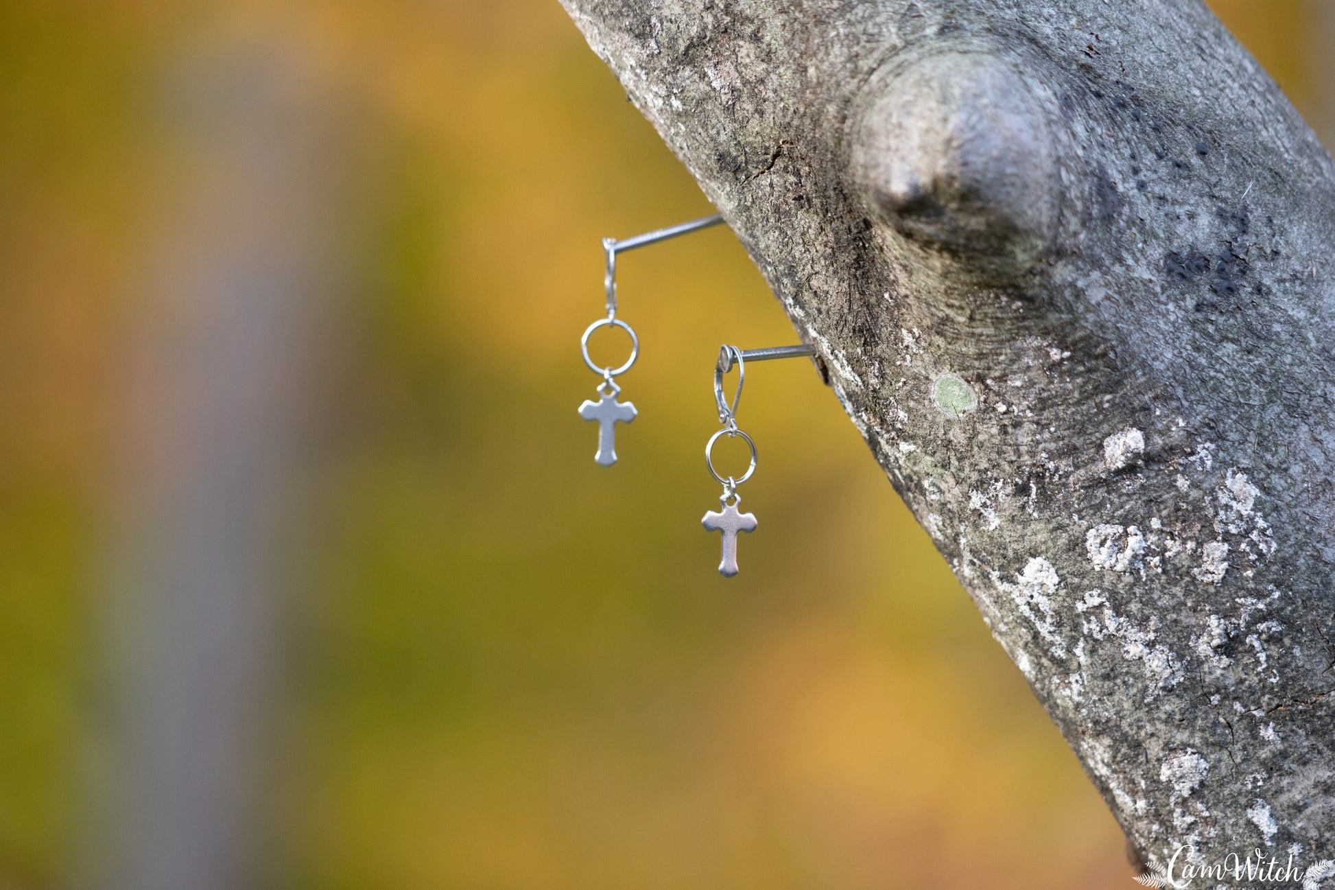 MORTICIA | Chainmail stainless steel earrings with cross charm