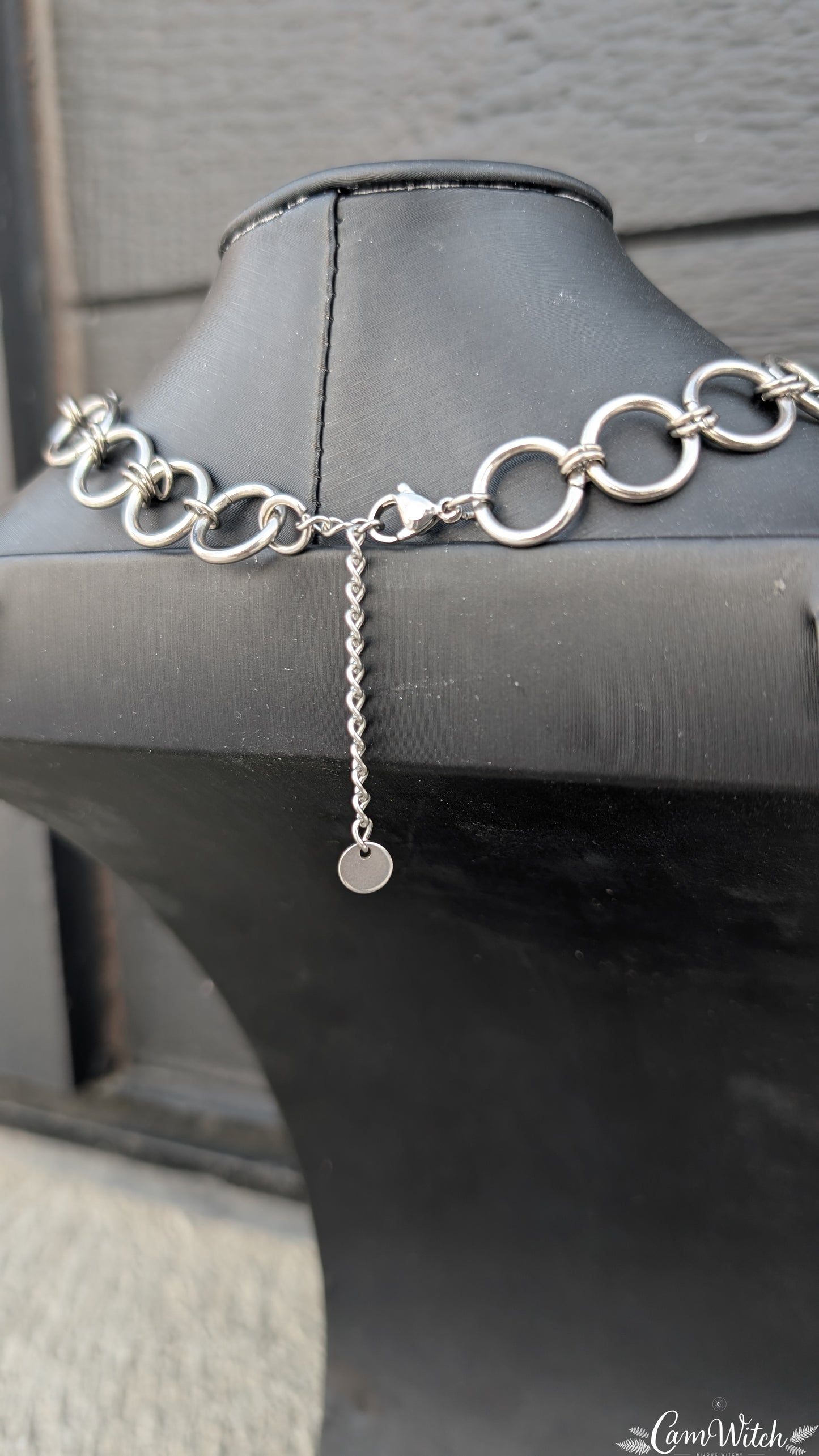 HEL | Stainless steel chainmail choker with black beads