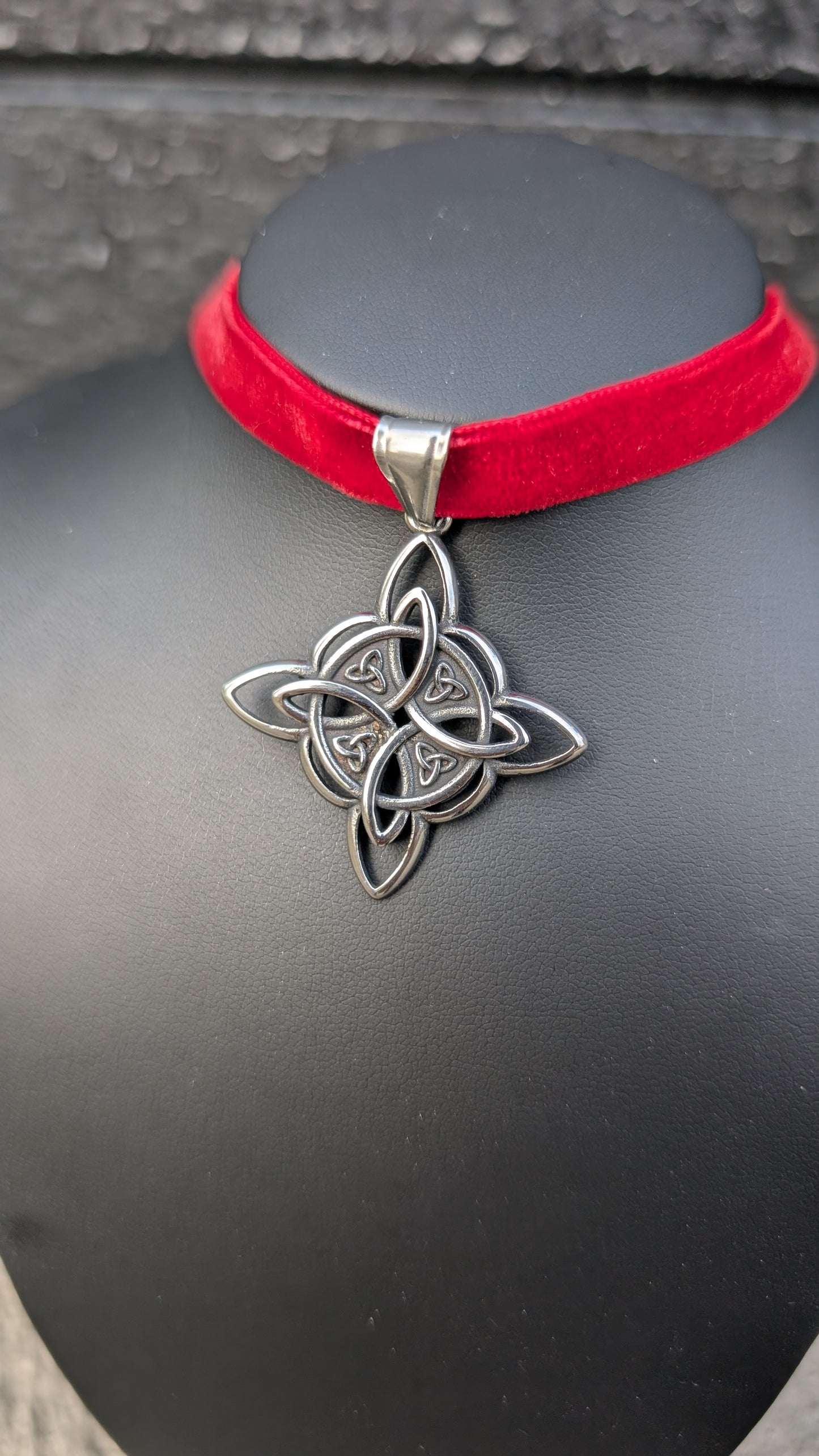 HÉCATE | Chainmail Choker image 3