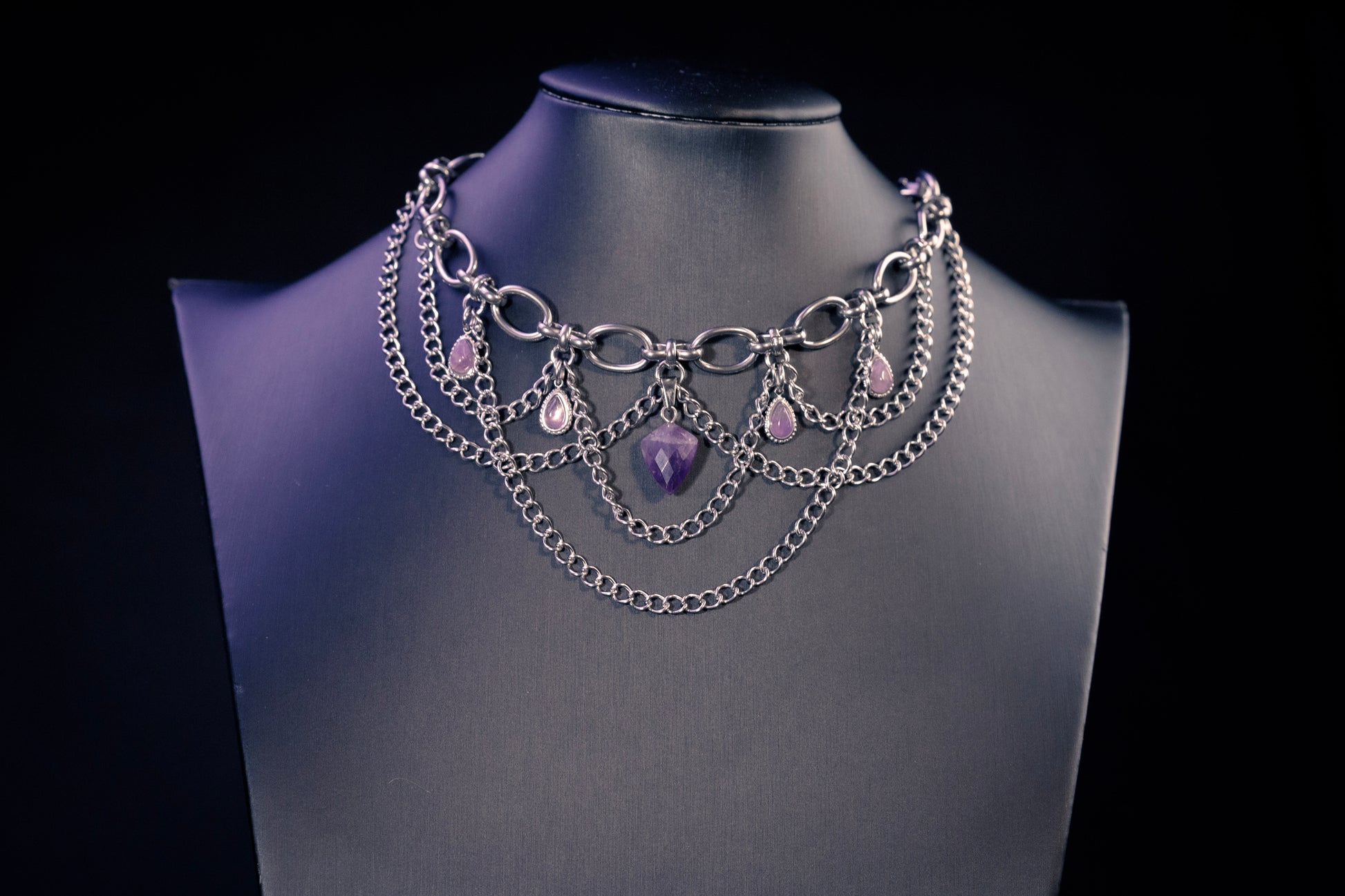 artemis stainless steel gothic chainmail necklace CamWitch
