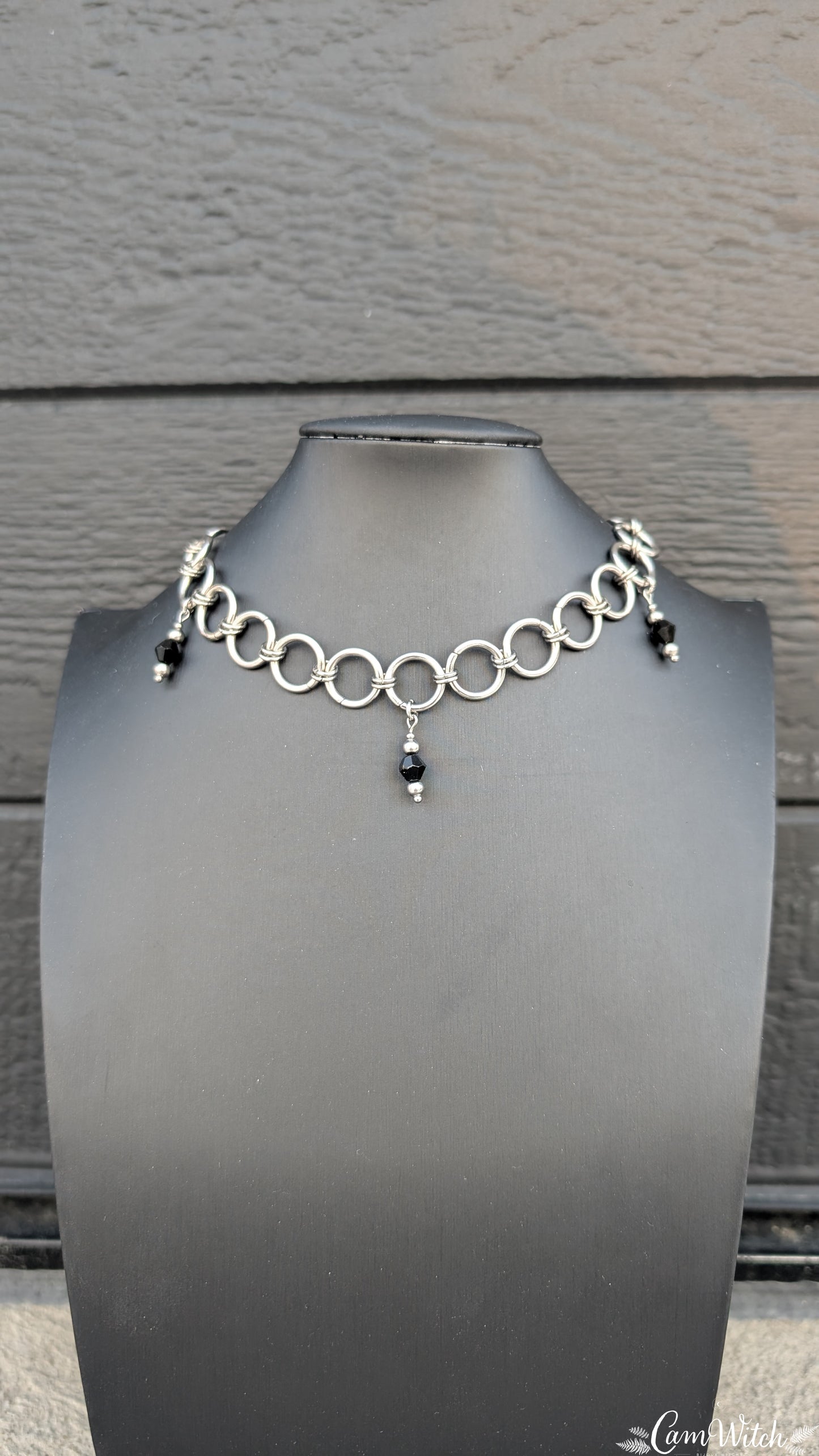 HEL | Stainless steel chainmail choker with black beads