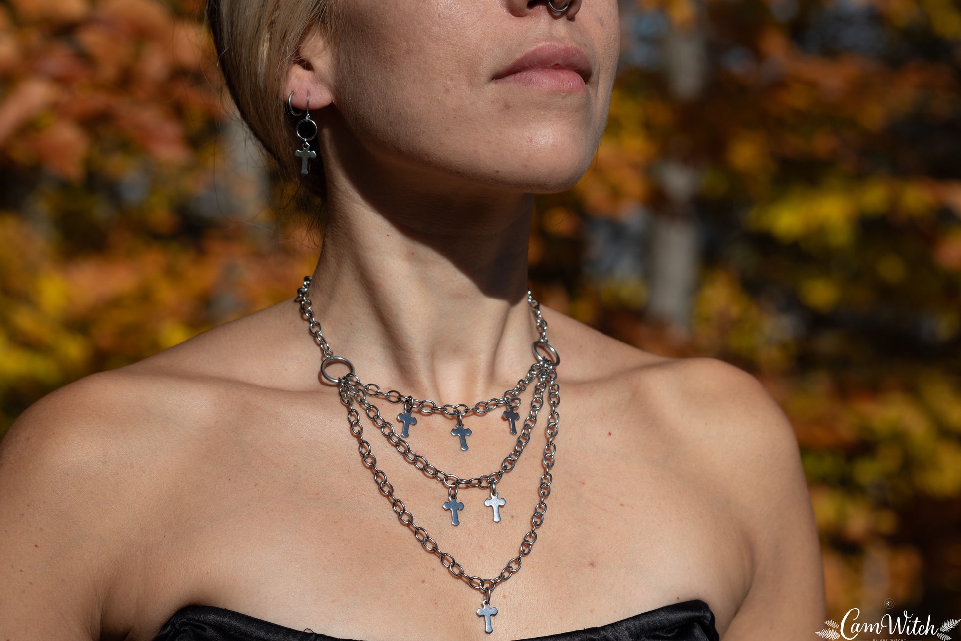 MORTICIA | Chainmail stainless steel earrings with cross charm