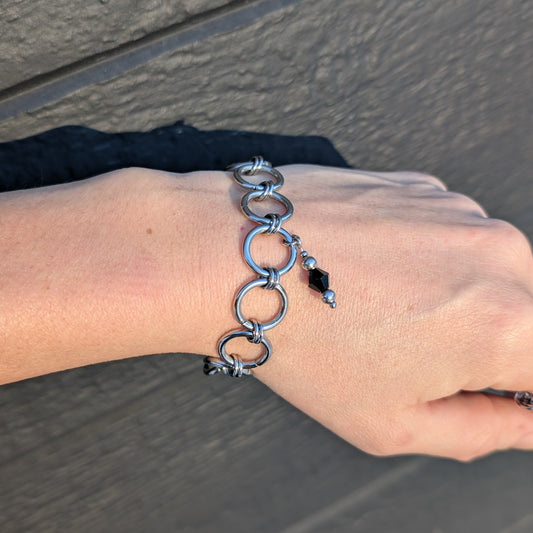 HEL | Chainmail bracelet with black beads
