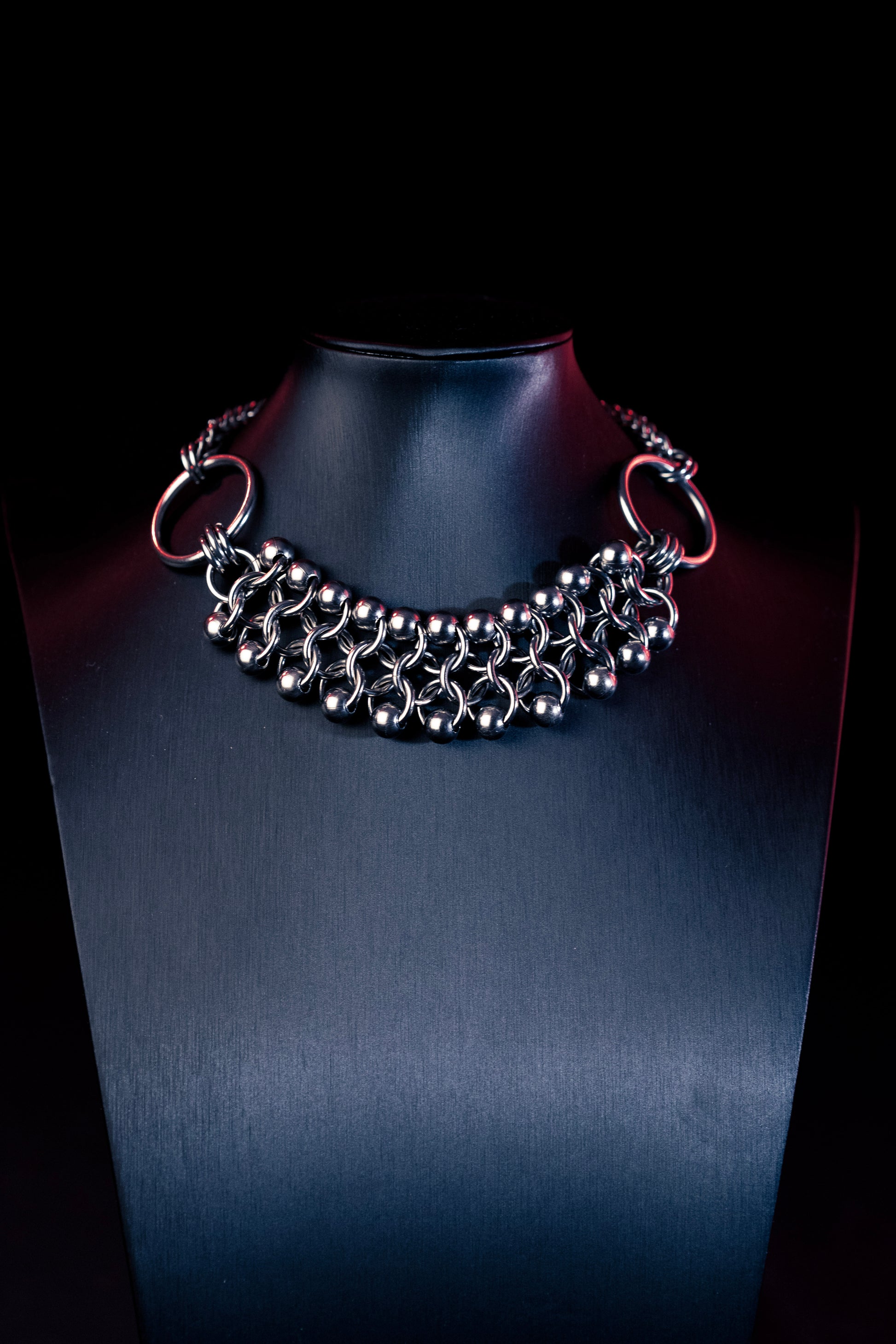 Niké stainless steel gothic chainmail choker CamWitch