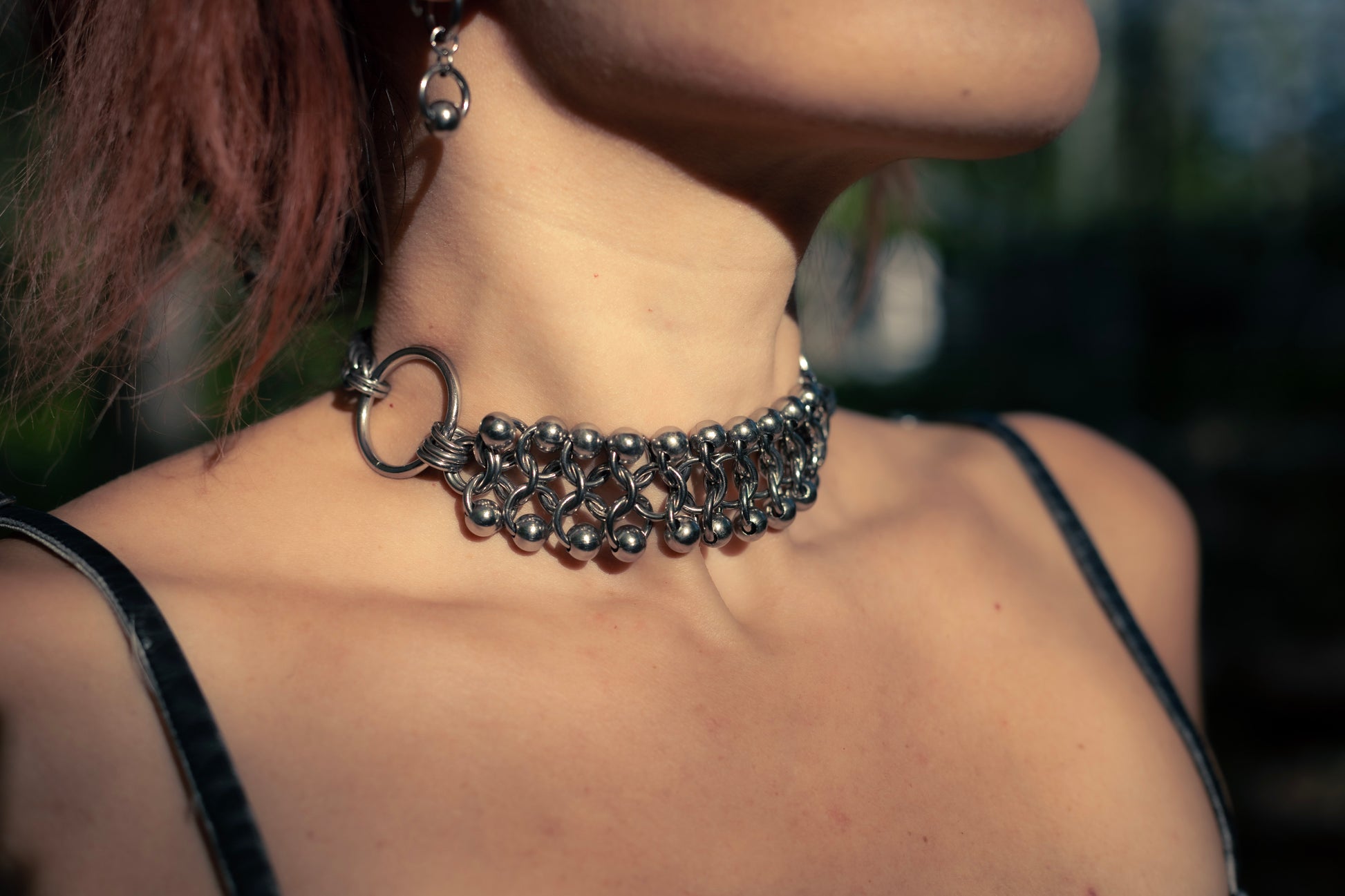 Niké stainless steel gothic chainmail choker CamWitch