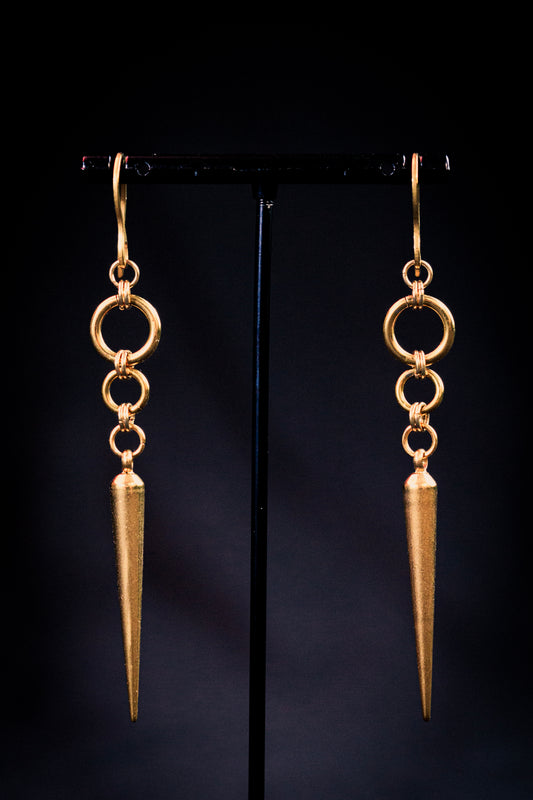 SEKHMET | Gold Chainmail Earrings