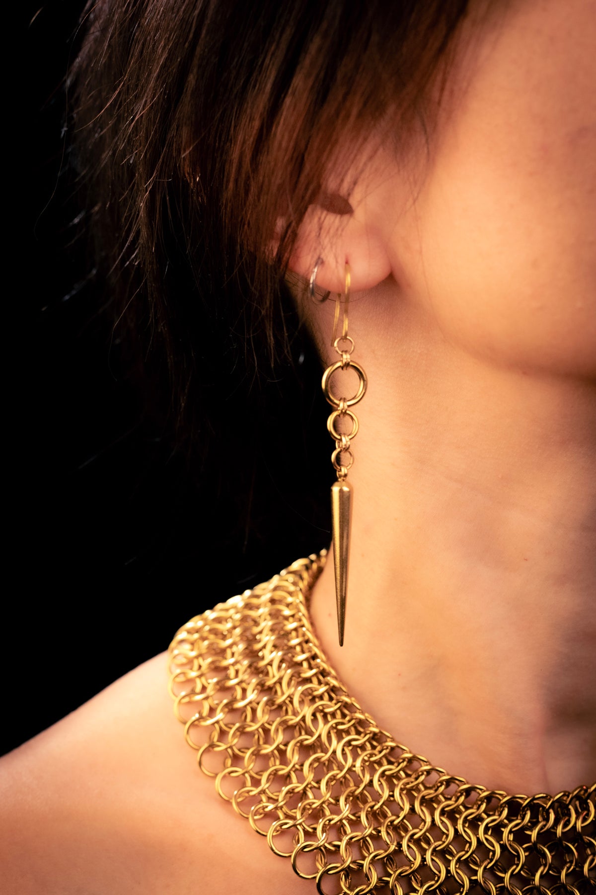 SEKHMET | Gold Chainmail Earrings